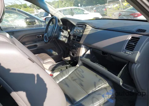 2008 Honda Pilot Ex-L z USA, uszkodzony, nr VIN 5FNYF186X8B013688